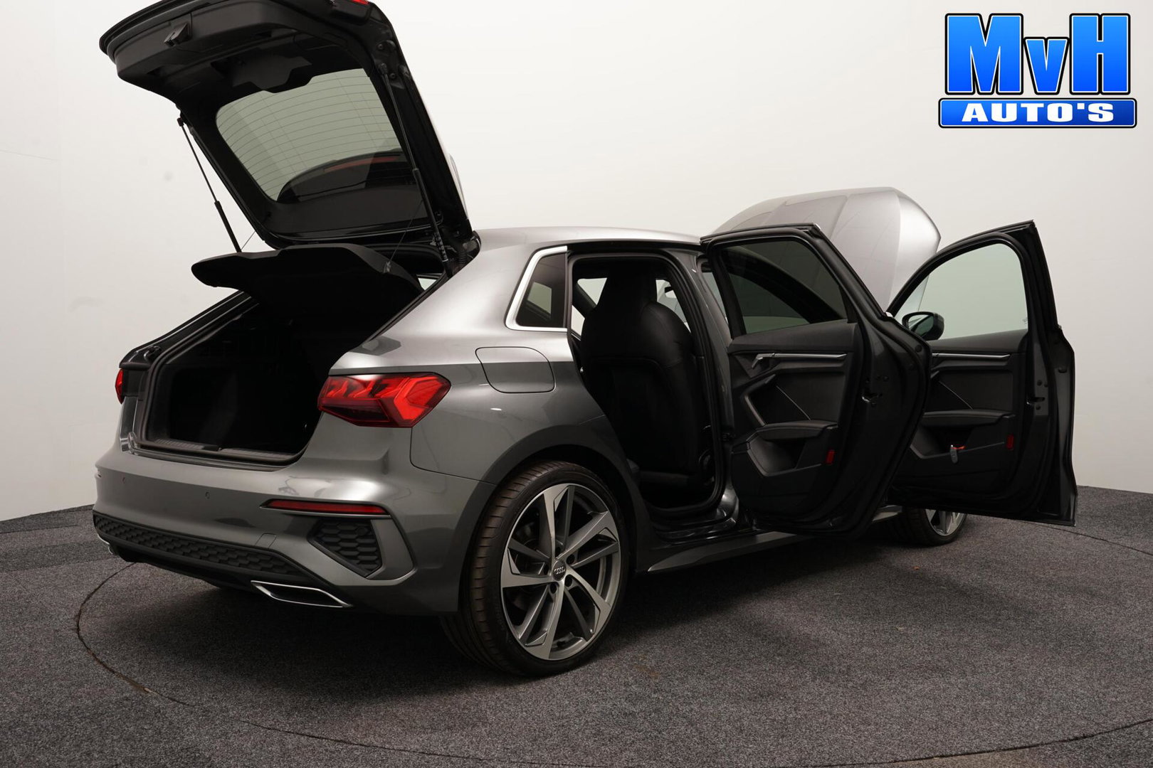 Audi A3 Sportback 30 TFSI S-Line|MATRIX-LED|ACC|19INCH|NAP