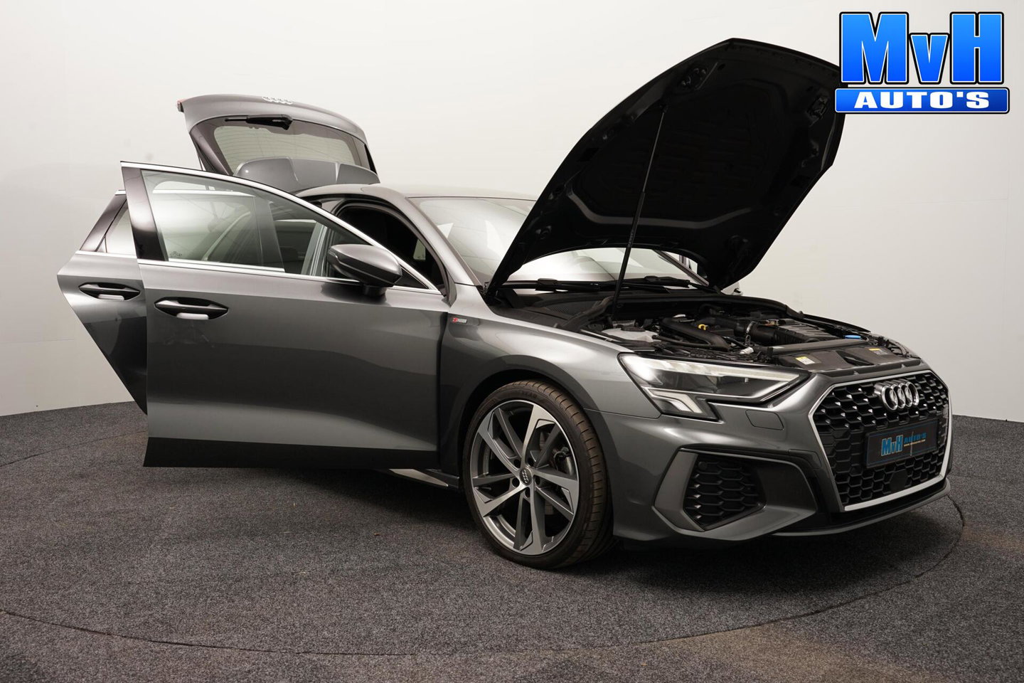 Audi A3 Sportback 30 TFSI S-Line|MATRIX-LED|ACC|19INCH|NAP