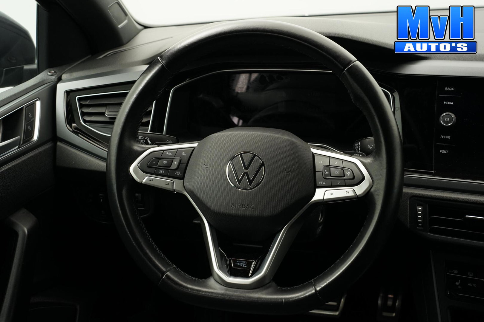Volkswagen Polo 1.0 TSI R-Line|DSG|ACC|CAMERA|STOELVERW|NAP