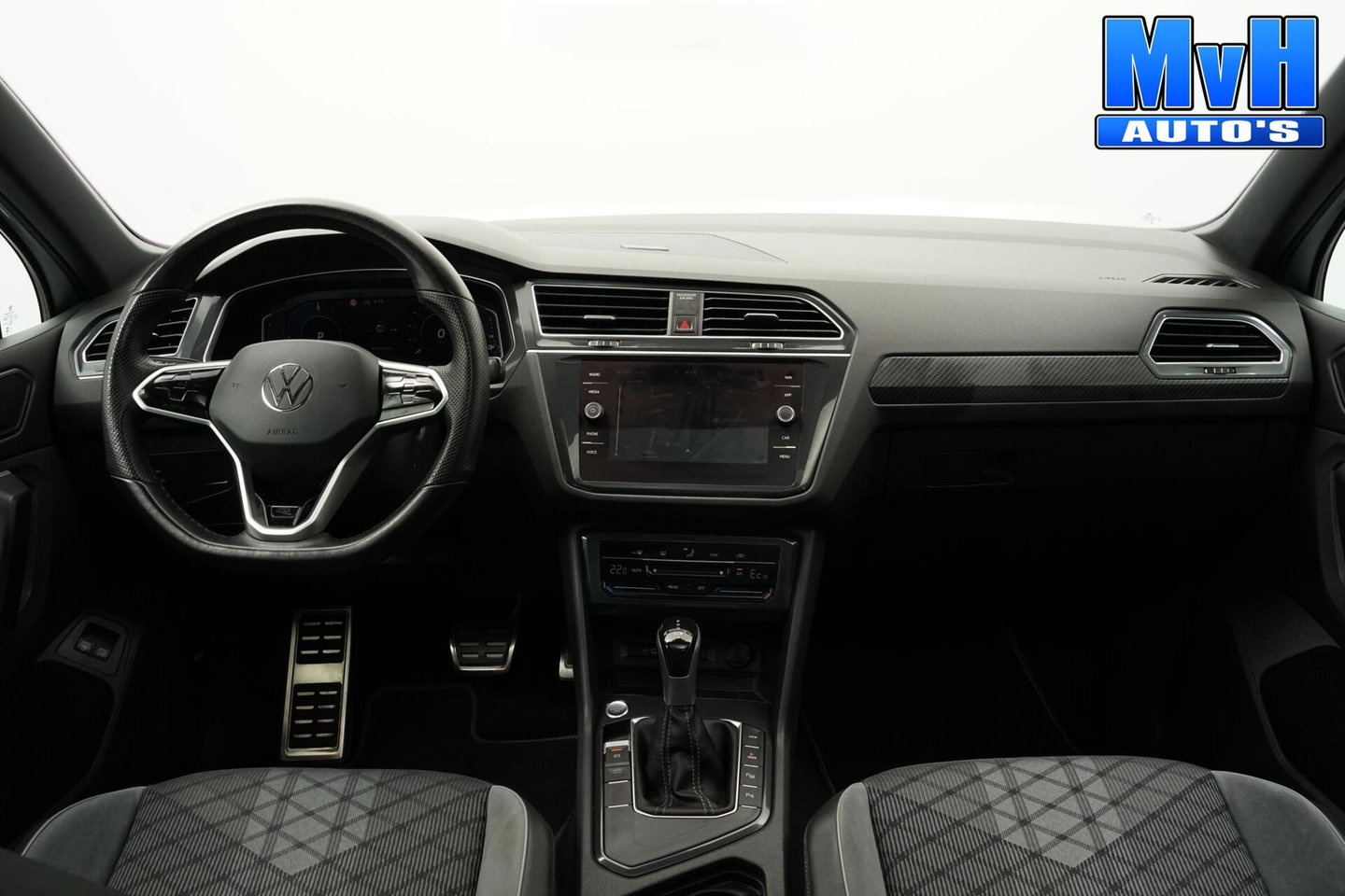 Volkswagen Tiguan 1.4 TSI PHEV R-Line Business+|PANO|IQ-LIGHT|SOH100%