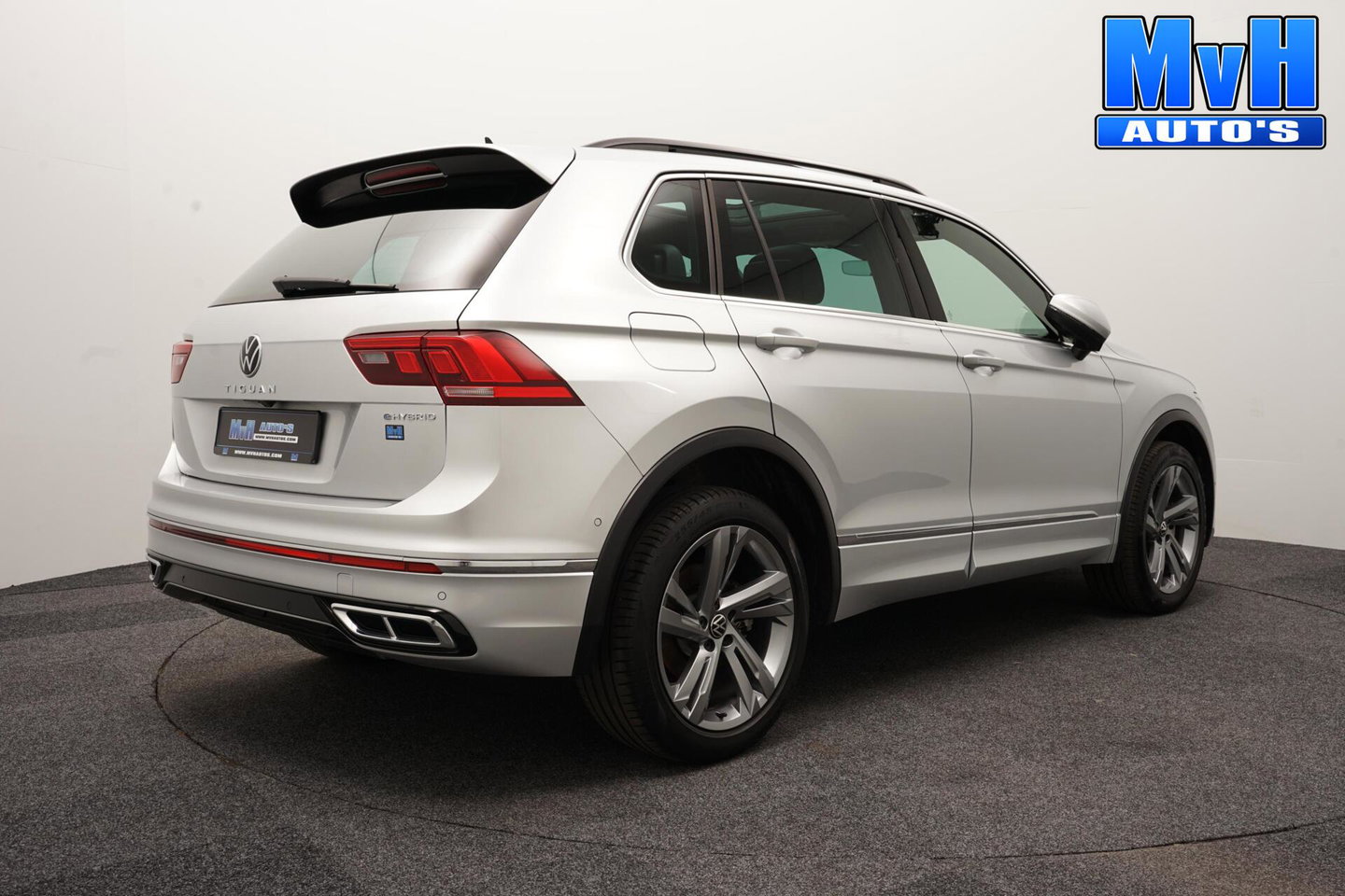 Volkswagen Tiguan 1.4 TSI PHEV R-Line Business+|PANO|IQ-LIGHT|SOH100%