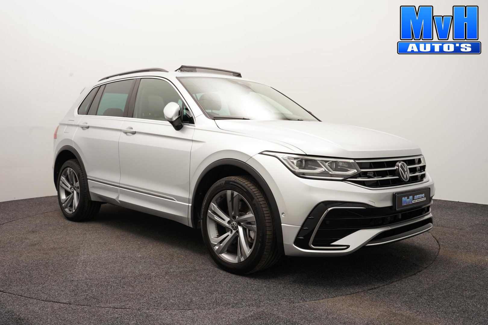 Volkswagen Tiguan 1.4 TSI PHEV R-Line Business+|PANO|IQ-LIGHT|SOH100%