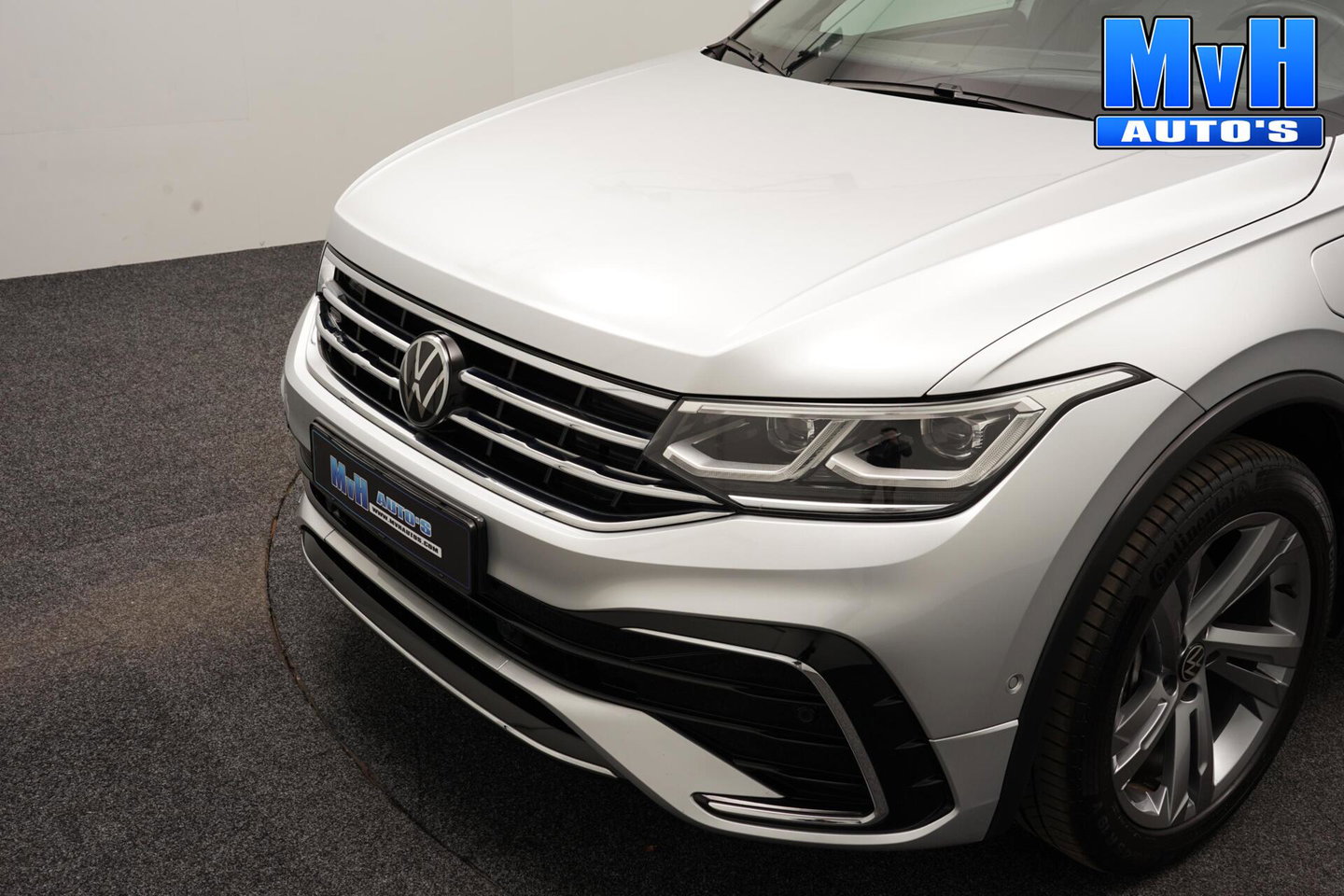 Volkswagen Tiguan 1.4 TSI PHEV R-Line Business+|PANO|IQ-LIGHT|SOH100%