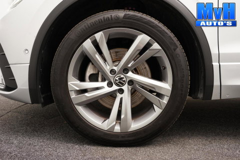 Volkswagen Tiguan 1.4 TSI PHEV R-Line Business+|PANO|IQ-LIGHT|SOH100%