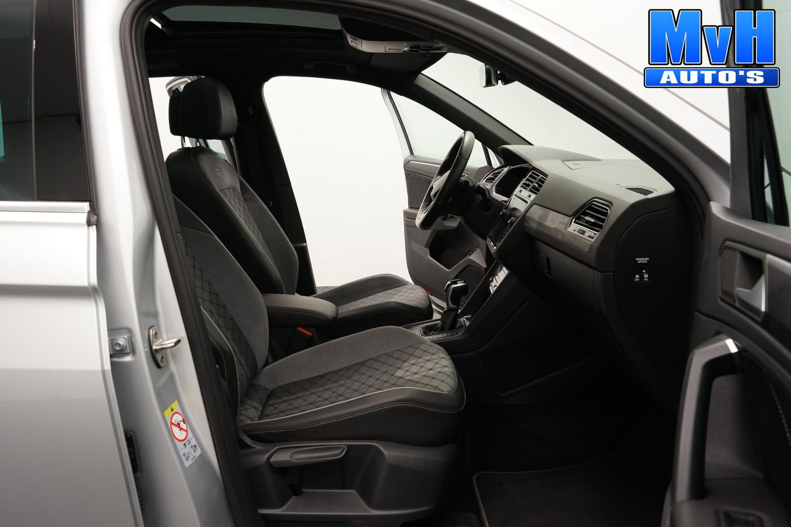 Volkswagen Tiguan 1.4 TSI PHEV R-Line Business+|PANO|IQ-LIGHT|SOH100%