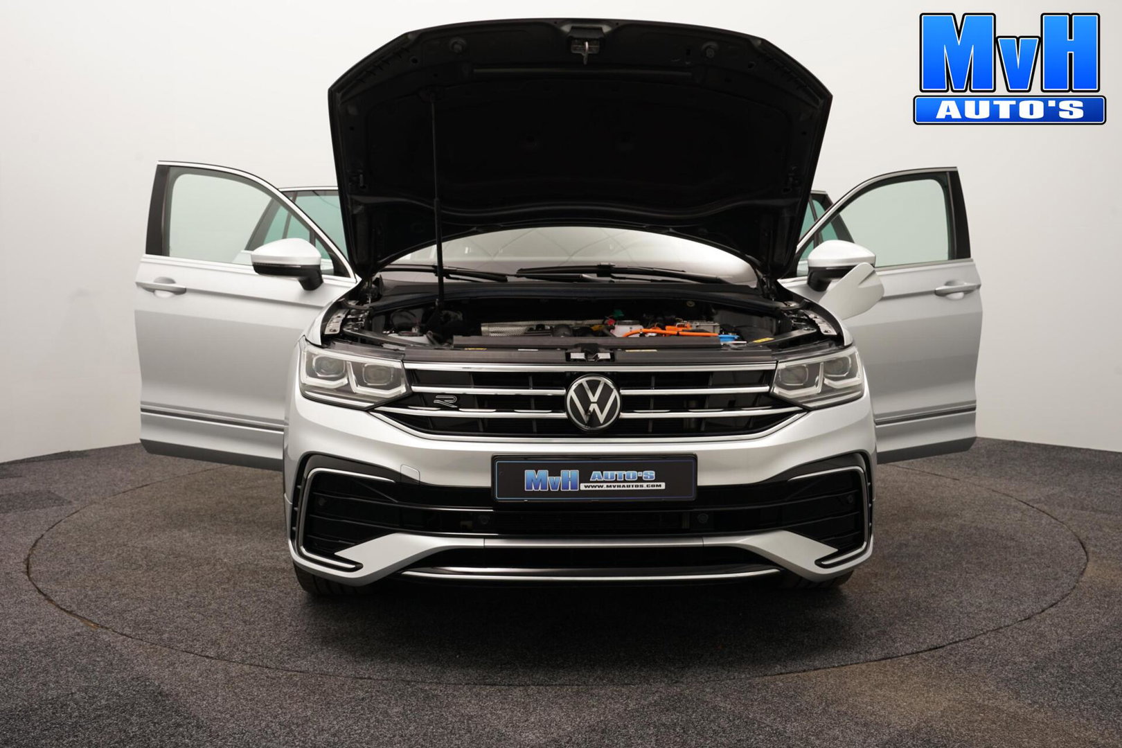 Volkswagen Tiguan 1.4 TSI PHEV R-Line Business+|PANO|IQ-LIGHT|SOH100%
