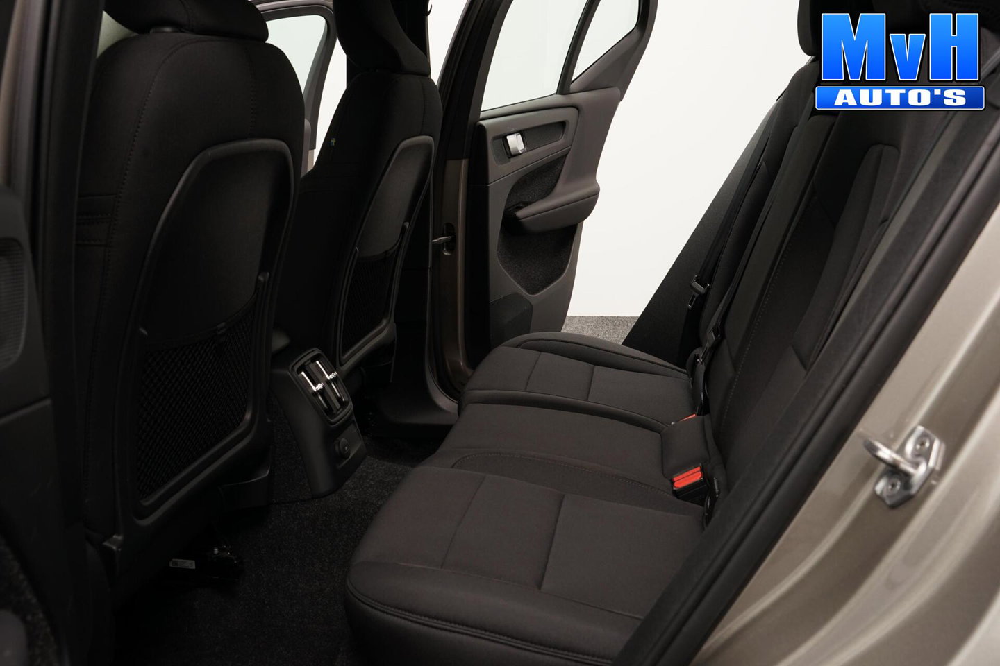 Volvo XC40 1.5 T4 PHEV Inscription Expression|TREKH|LED|NAV