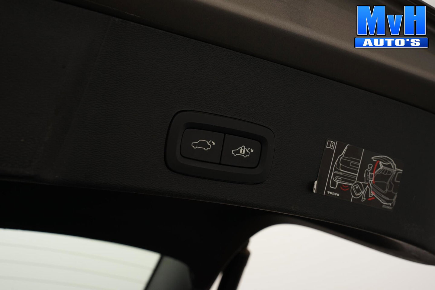 Volvo XC40 1.5 T4 PHEV Inscription Expression|TREKH|LED|NAV