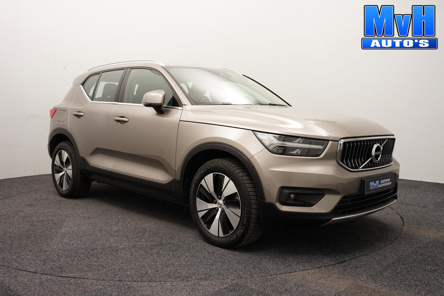 Volvo XC40 1.5 T4 PHEV Inscription Expression|TREKH|LED|NAV