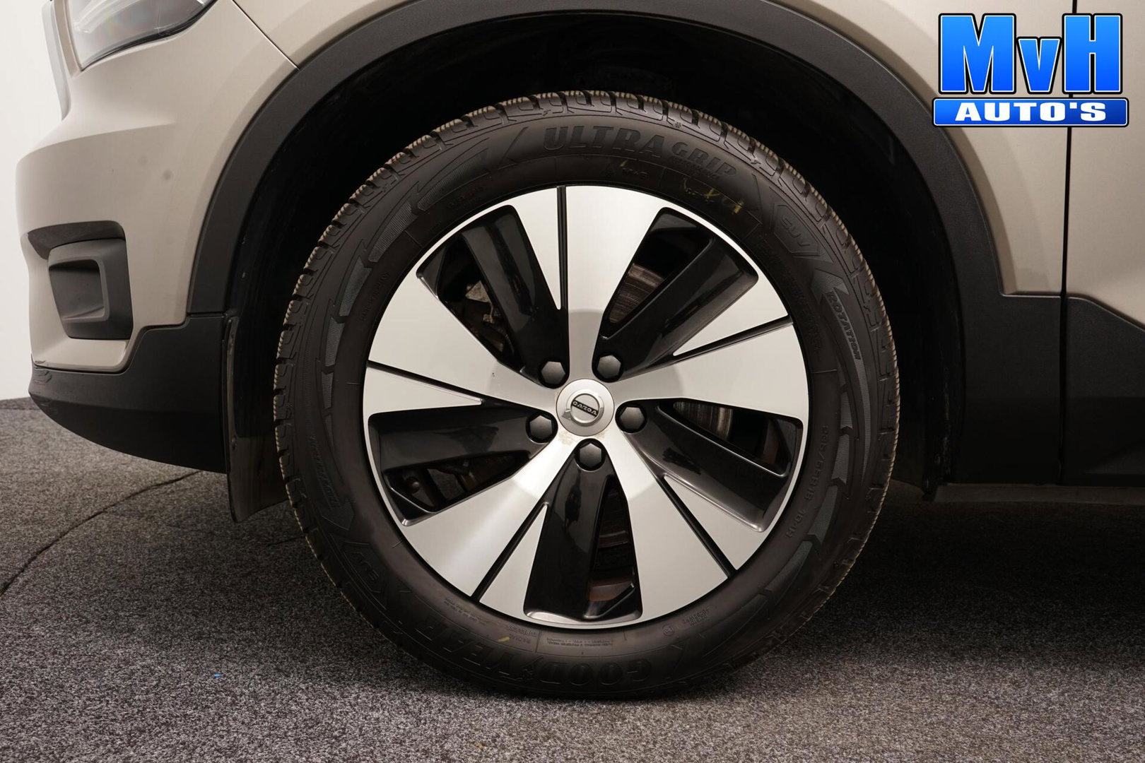 Volvo XC40 1.5 T4 PHEV Inscription Expression|TREKH|LED|NAV