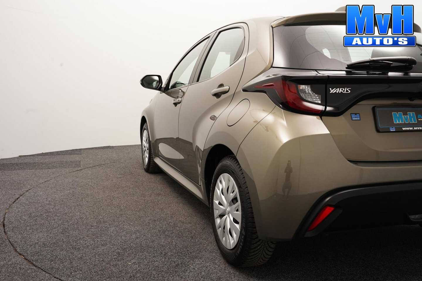 Toyota Yaris 1.5 VVT-i Active|CAMERA|ADAP.CRUISE|CARPLAY|NAP