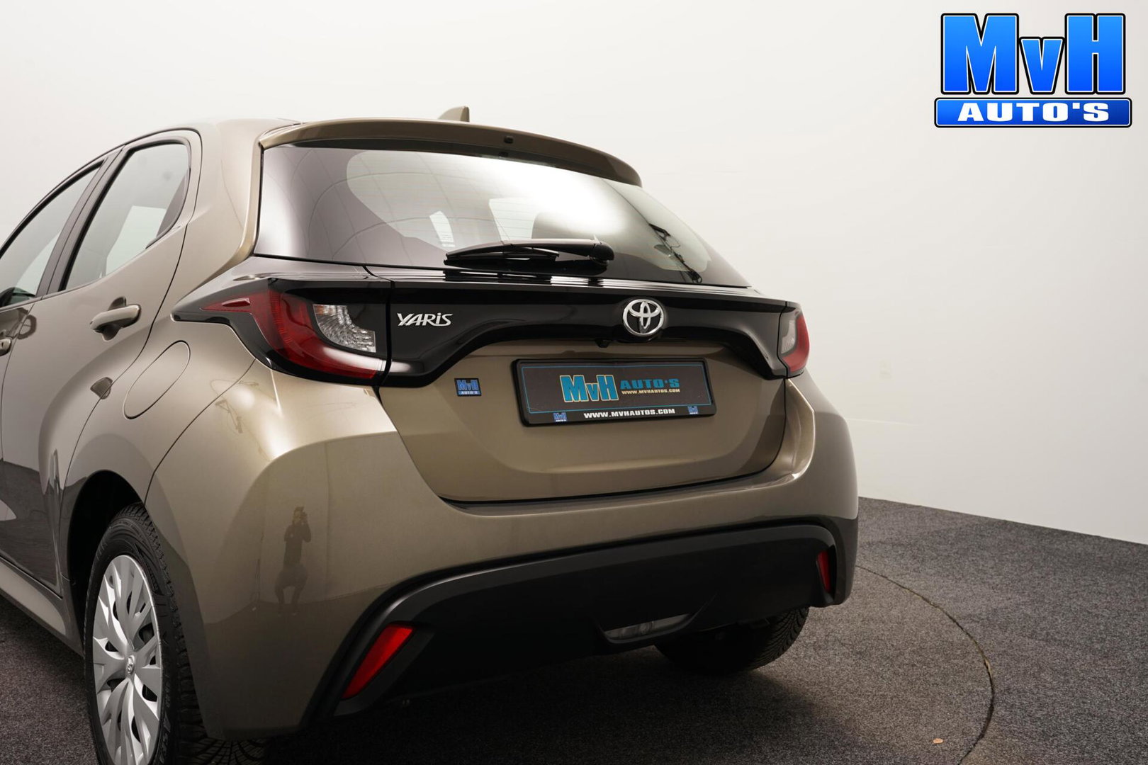 Toyota Yaris 1.5 VVT-i Active|CAMERA|ADAP.CRUISE|CARPLAY|NAP