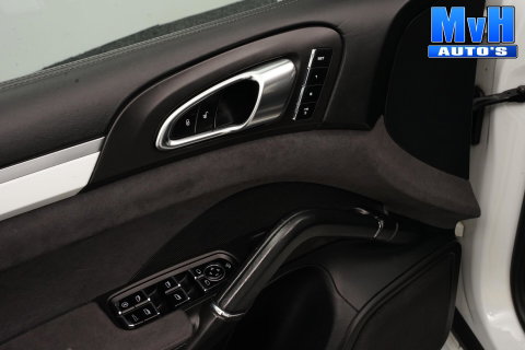 Porsche Cayenne 4.8 GTS|PANO|LUCHTVERING|ALCANTARA.HEMEL|ACC