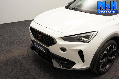 CUPRA Formentor 1.4 PHEV VZ Performance|PANO|KUIPST|SOH99%
