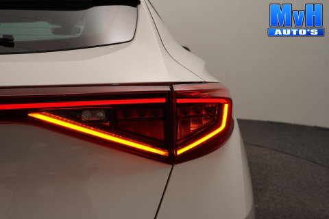 CUPRA Formentor 1.4 PHEV VZ Performance|PANO|KUIPST|SOH99%