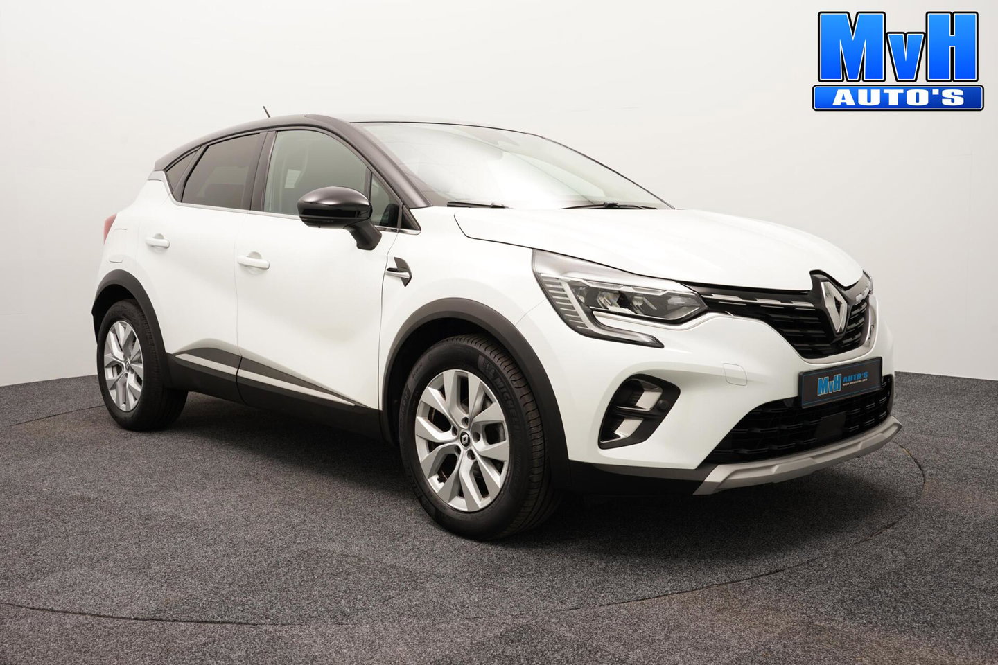 Renault Captur 1.3 TCe 140 Intens|PARELMOER|CAMERA|LED|NAP