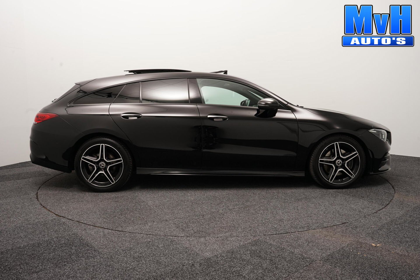 Mercedes-Benz CLA Shooting Brake 200 Business Solution AMG