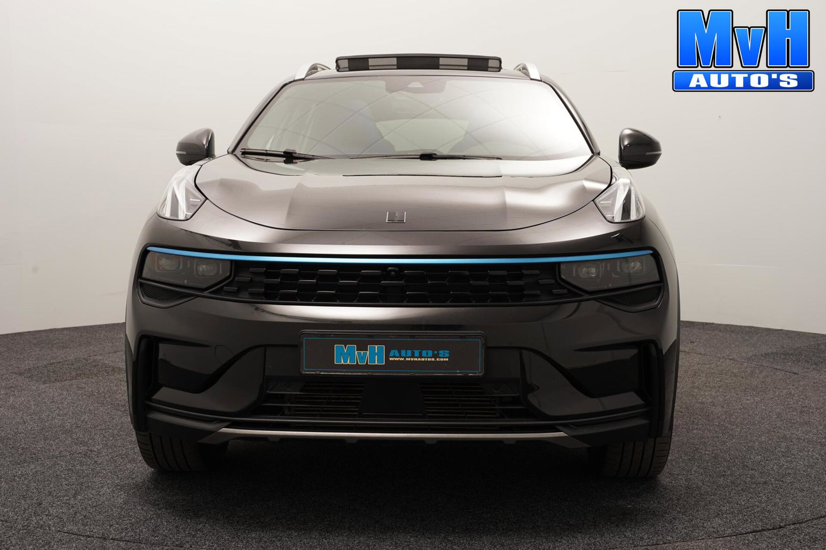 Lynk & Co 01 1.5 PHEV|ZWARTE.HEMEL|TREKH|360°CAM|PANO|SOH97%
