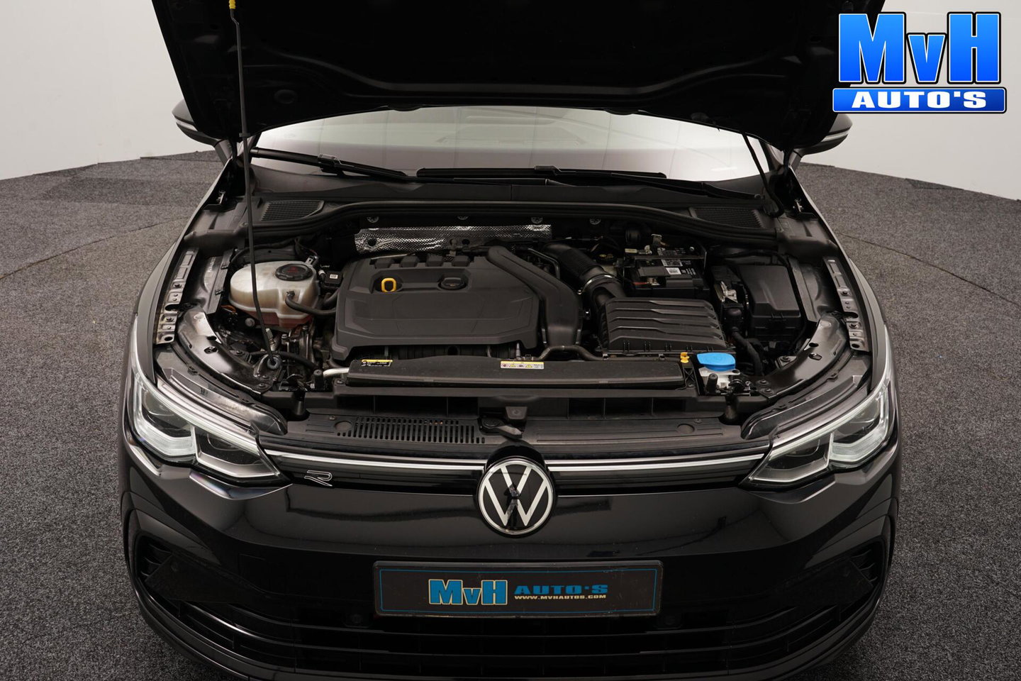 Volkswagen Golf 1.5 eTSI R-Line|SPORTSTOEL|LUXE|LED|