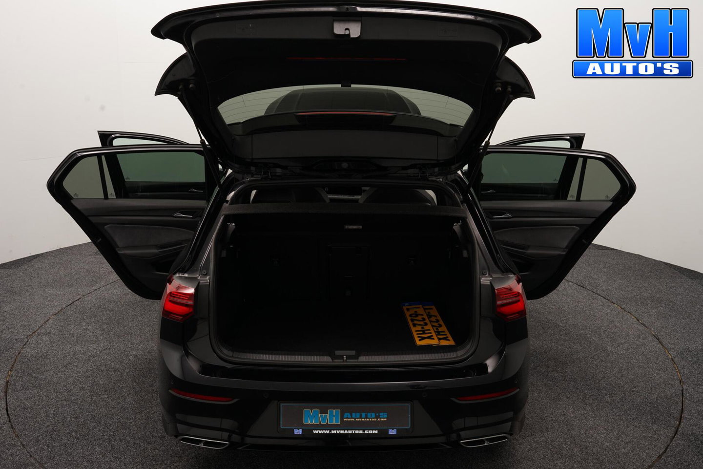 Volkswagen Golf 1.5 eTSI R-Line|SPORTSTOEL|LUXE|LED|