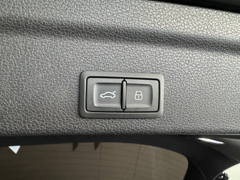 Audi RSQ3 Sportback TFSI Quattro Pano|RS Seat|Sonos|Trekhaak