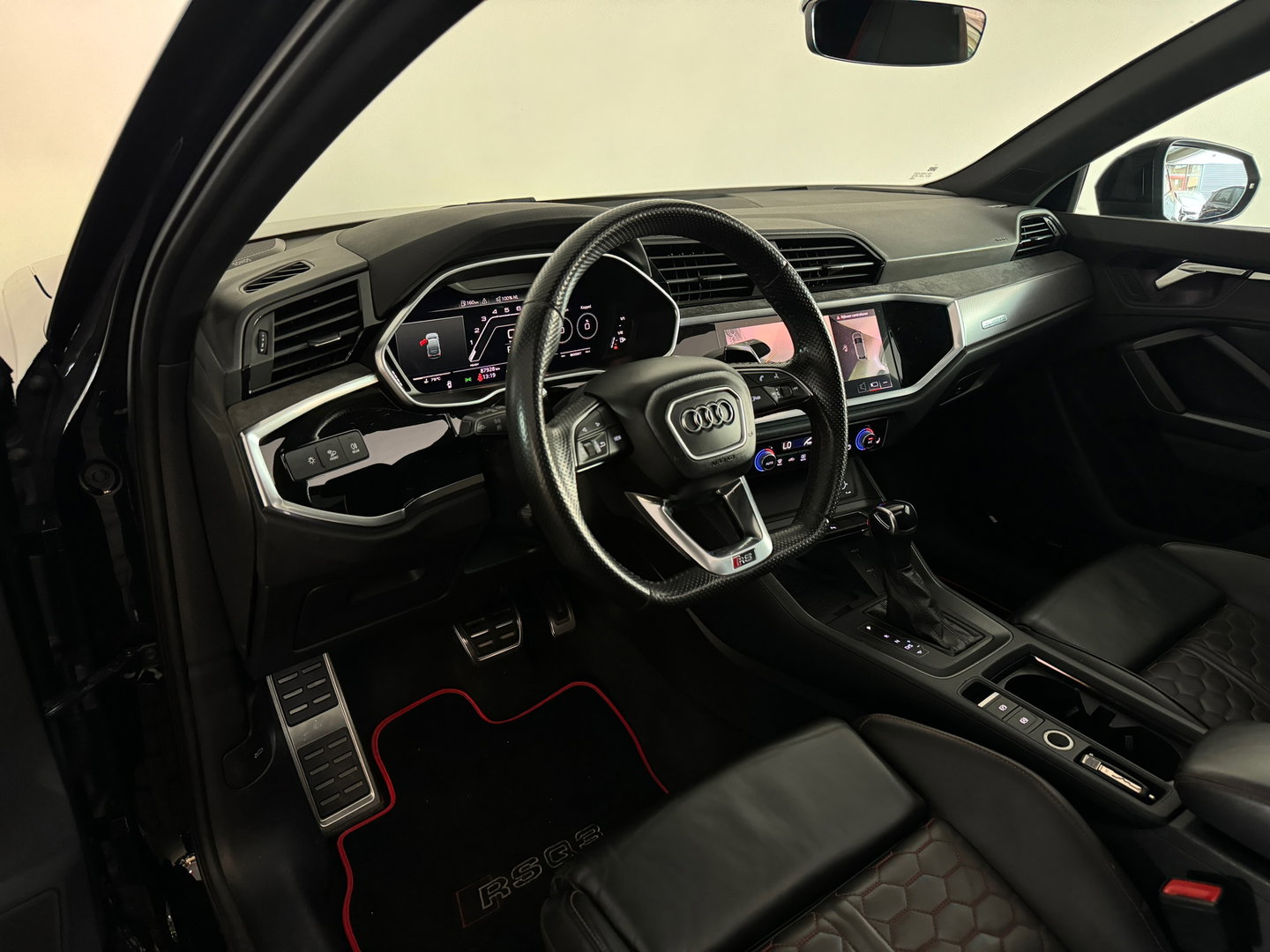 Audi RSQ3 Sportback TFSI Quattro Pano|RS Seat|Sonos|Trekhaak