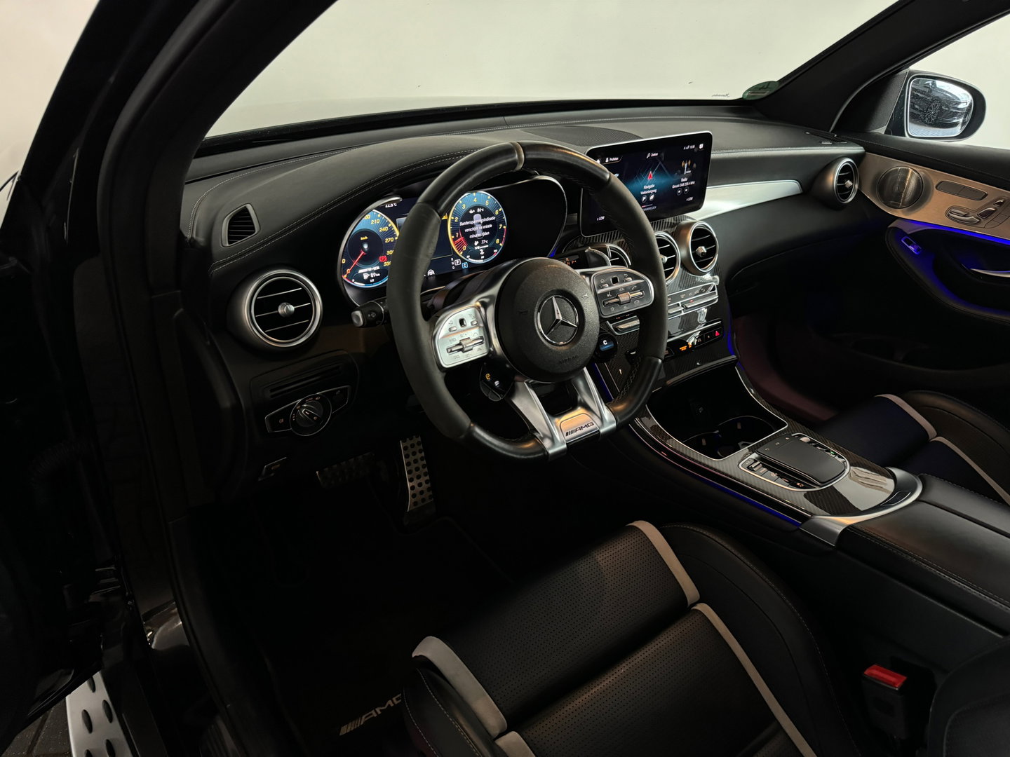 Mercedes-Benz GLC AMG 63 S 4M+ Premium+ Pano|Ceramic