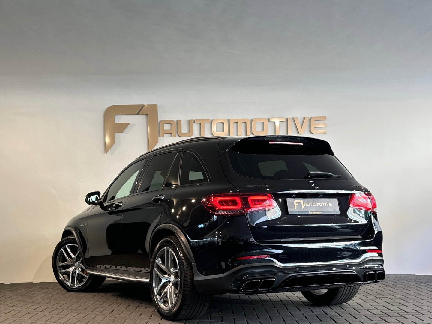 Mercedes-Benz GLC AMG 63 S 4M+ Premium+ Pano|Ceramic