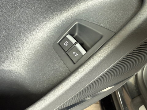 Audi Q8 60 TFSI e quattro S Line Comp Pano|RS Seat|HuD|Memory