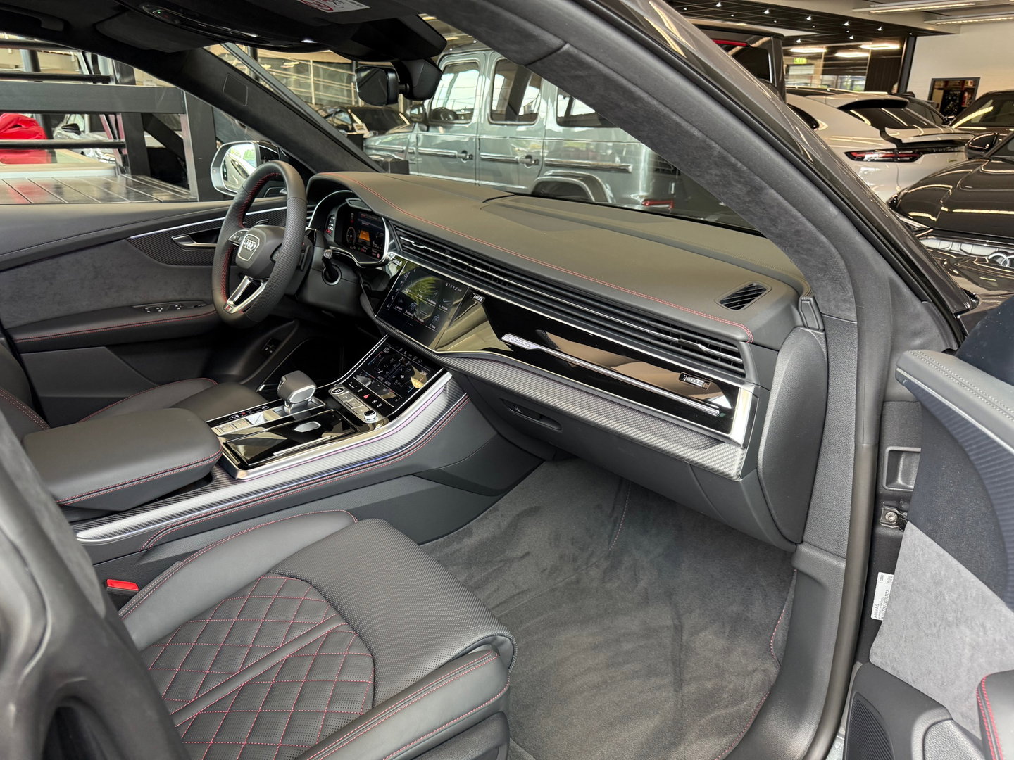 Audi Q8 60 TFSI e quattro S Line Comp Pano|RS Seat|HuD|Memory