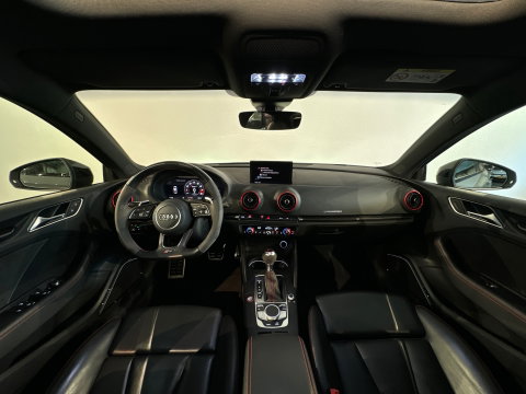 Audi RS3 Limousine 2.5 TFSI quattro Pano|RS Seat|Keyless|B&O