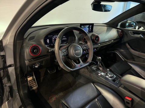 Audi RS3 Limousine 2.5 TFSI quattro Pano|RS Seat|Keyless|B&O