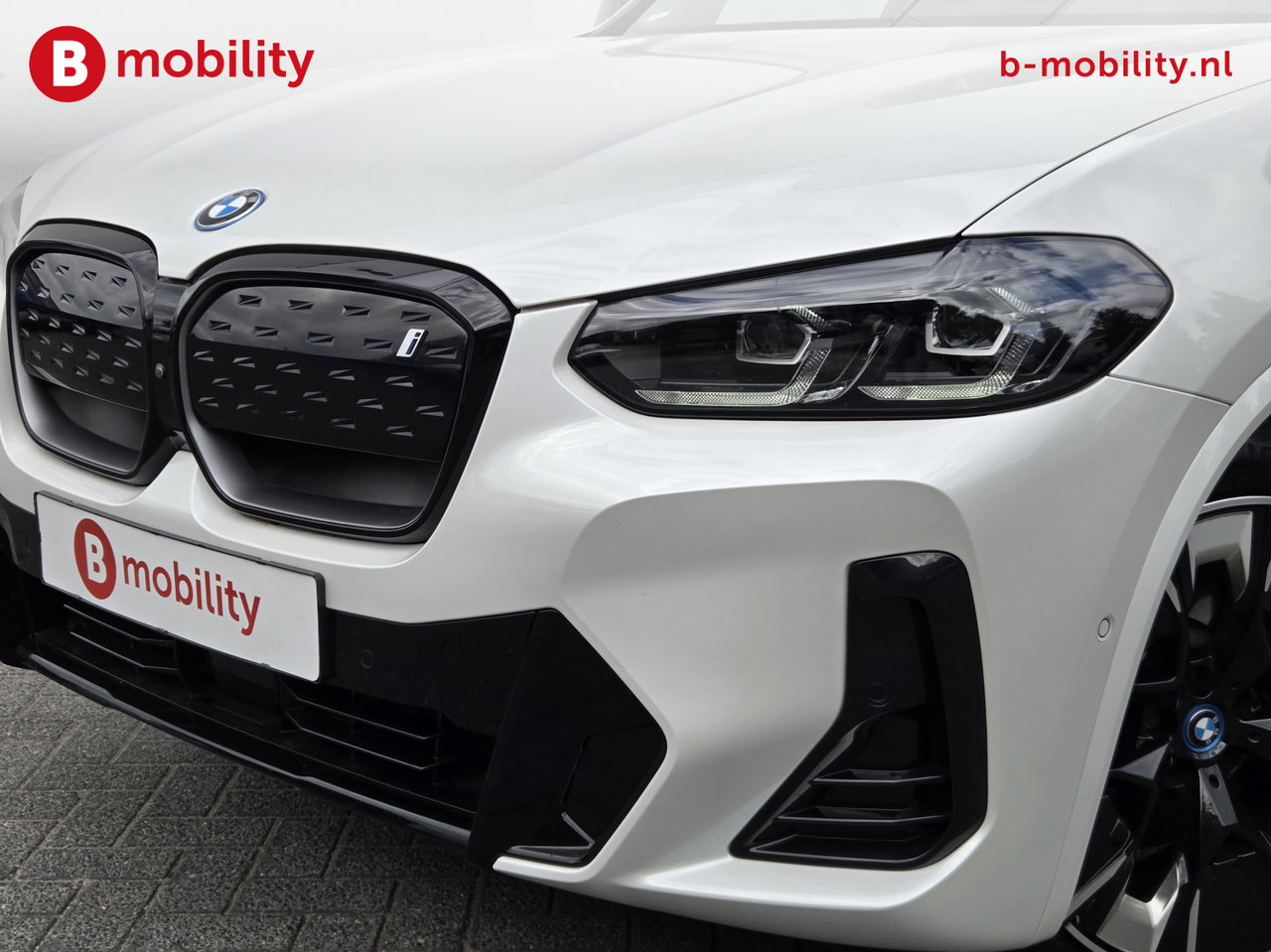 BMW iX3