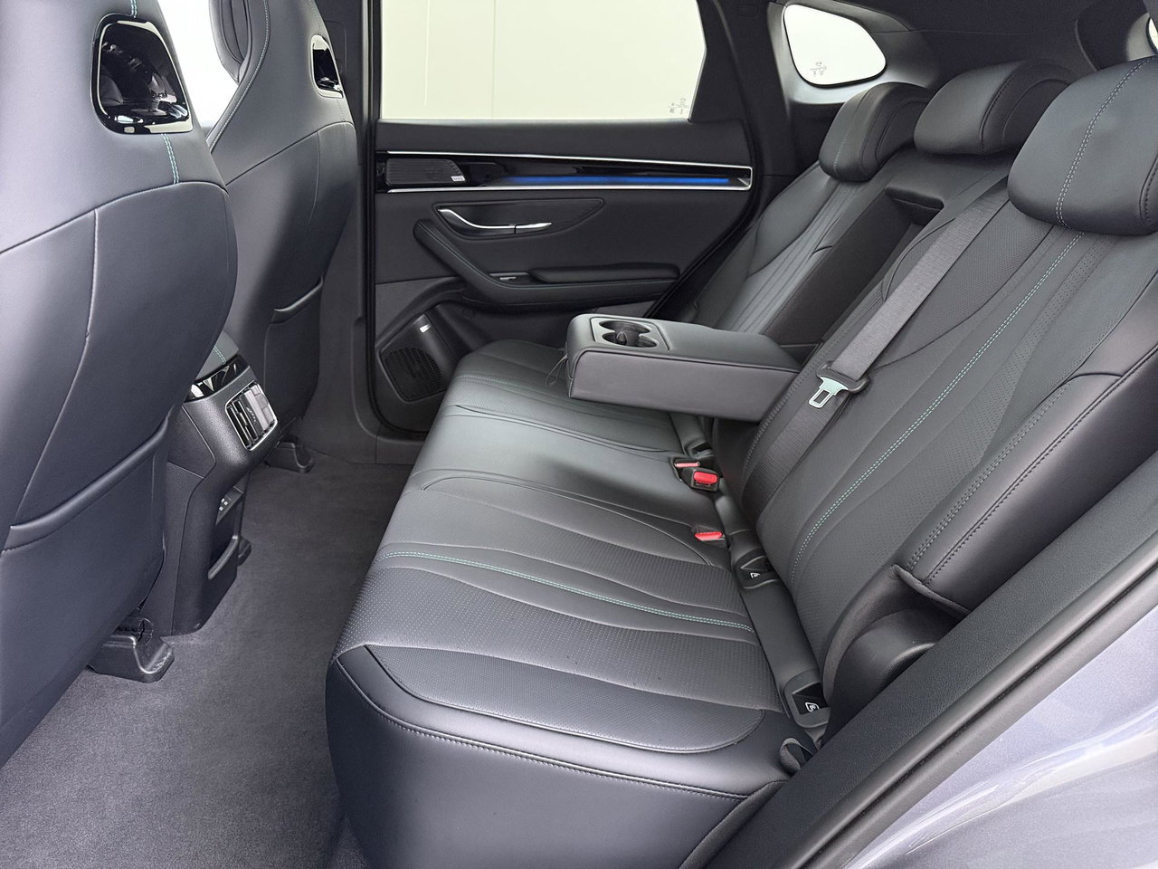BYD SEAL U