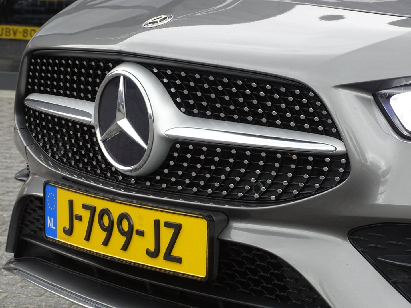 Mercedes-Benz CLA-Klasse Shooting Brake 250 225PK AMG / panorama / *NAP*