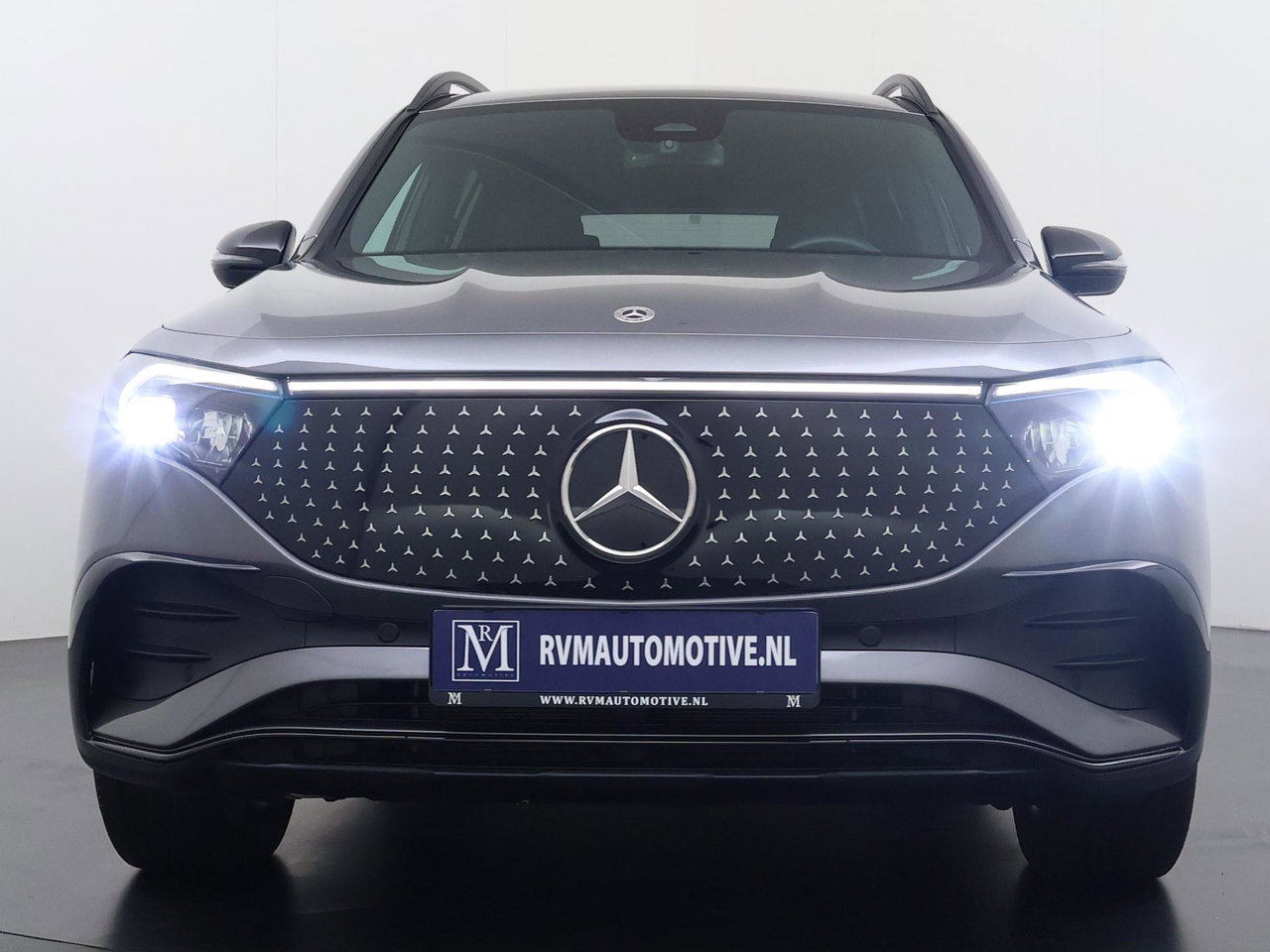 Mercedes-Benz EQB