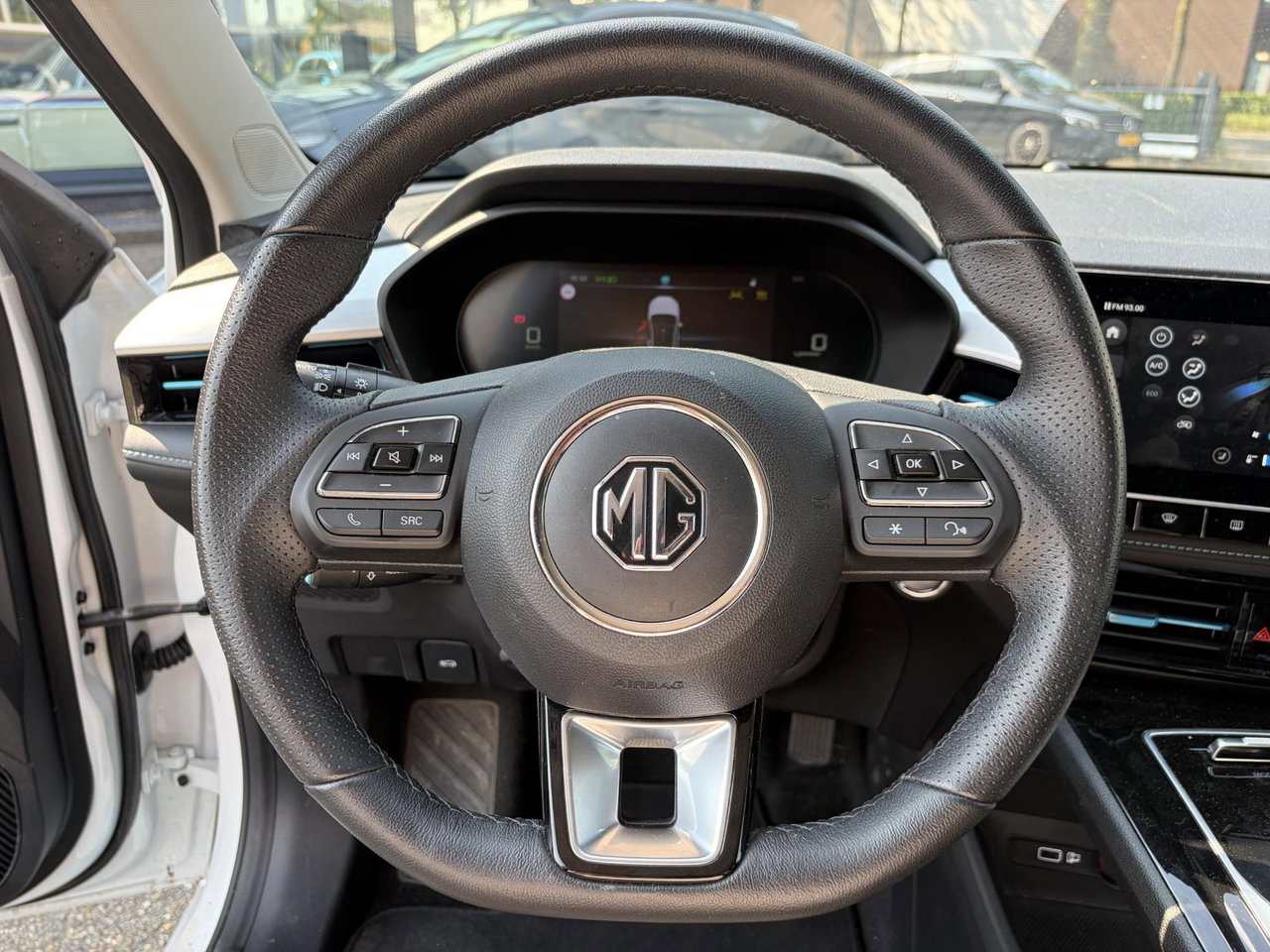MG MG5