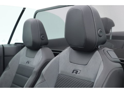 Volkswagen T-Roc Cabrio 1.5 TSI R-Line | Rijklaar! | 2x R-Line | Afn. Trekhaak | Dig. Cockpit | Beats Audio | Adapt. Cruise | Camera+PDC | Stoelverw. | Nav+App. Connect | LED | Climate | Draadloos | Keyless V