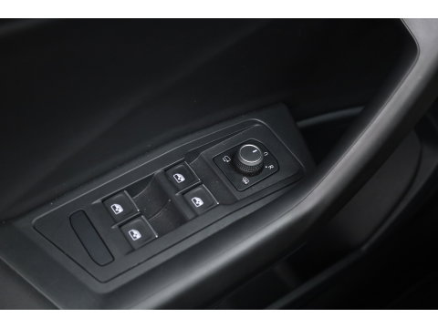 Volkswagen T-Roc Cabrio 1.5 TSI R-Line | Rijklaar! | 2x R-Line | Afn. Trekhaak | Dig. Cockpit | Beats Audio | Adapt. Cruise | Camera+PDC | Stoelverw. | Nav+App. Connect | LED | Climate | Draadloos | Keyless V