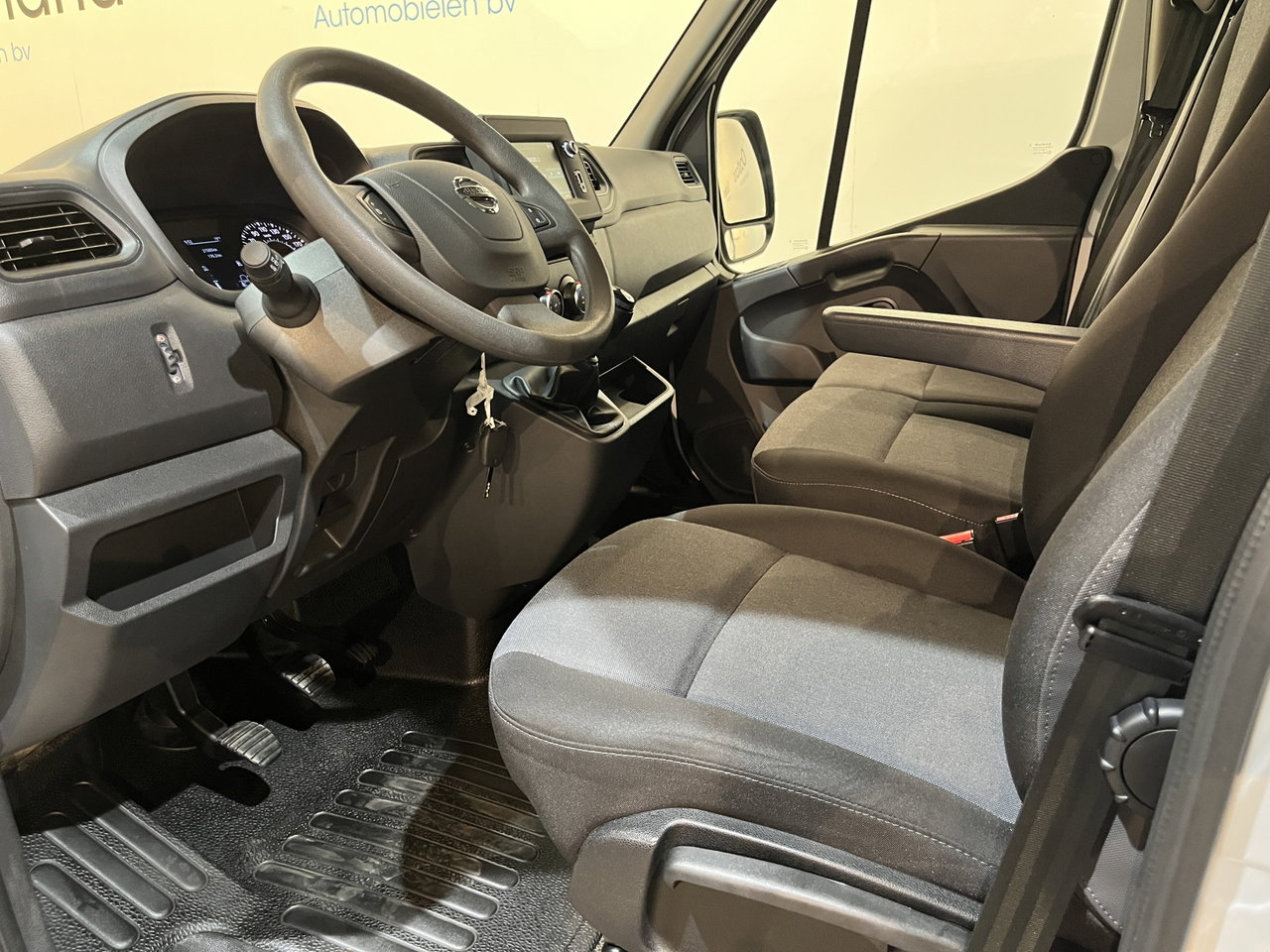 Nissan Interstar
