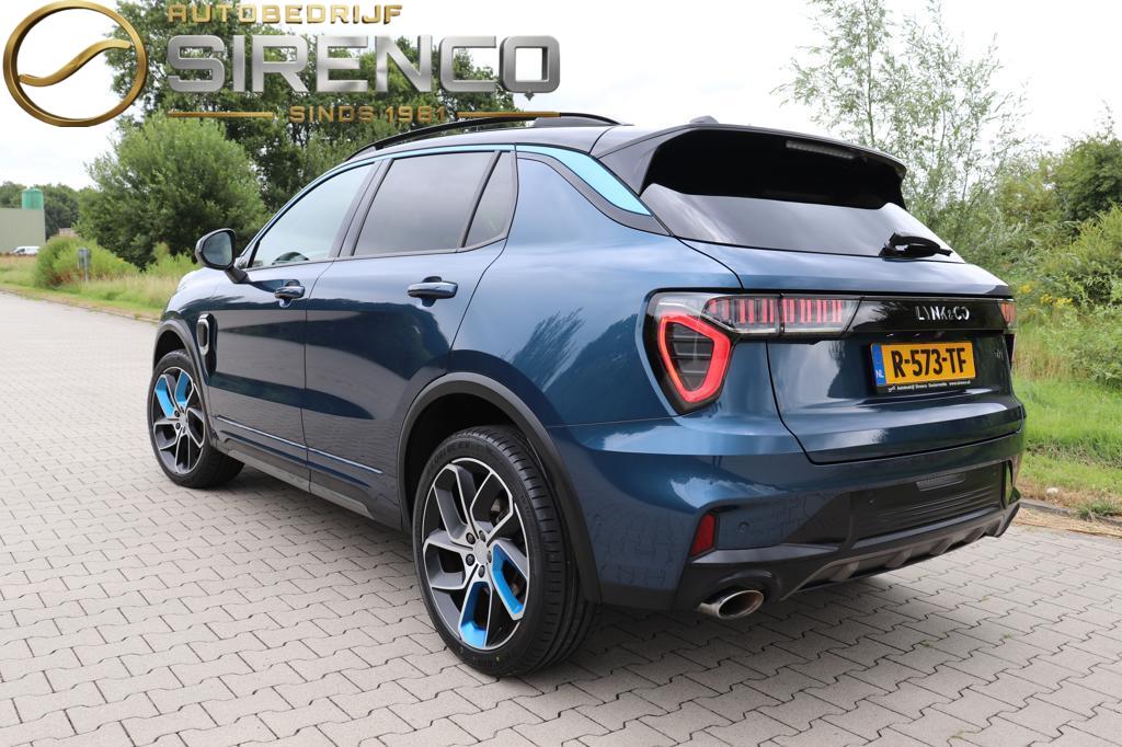 Lynk & Co 01
