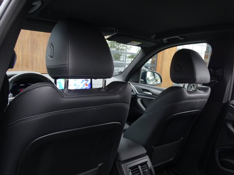 BMW X3 30e 292PK X-Drive M-Sport / Head-up / LED