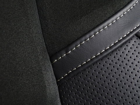 Volvo XC60 2.0 T5 FWD Polar+ 245PK / R-Design / LED