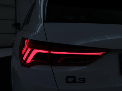 Audi Q3 45 TFSI e edition