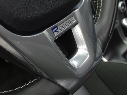 Volvo XC60 2.0 T5 FWD Polar+ 245PK / R-Design / LED
