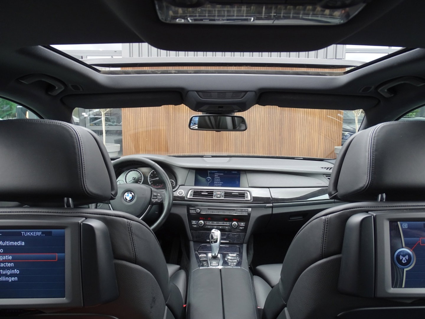 BMW 7 Serie 740i 326PK / High ex. / Individual VIP / softclose / LED