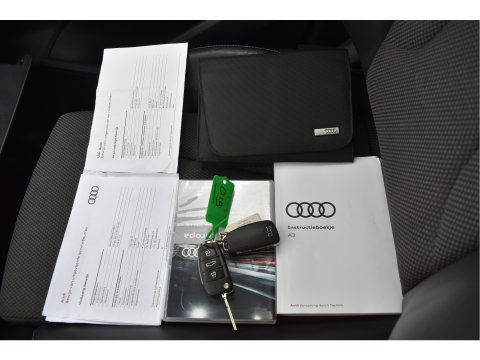 Audi A3 Sportback 1.5 TFSI CoD Sport S Line Edition 150 pk | NL-Auto | Open dak | Carplay | Adapt.Cruise Control | Navi | Full LED | Onderh.historie