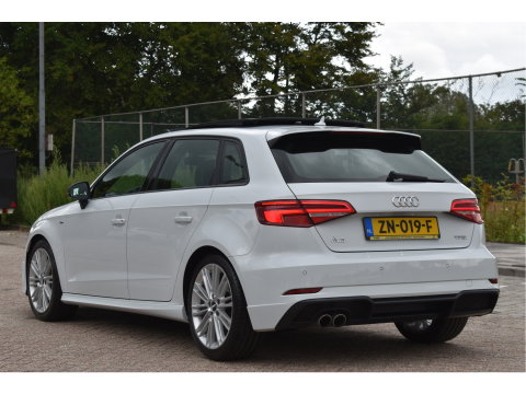 Audi A3 Sportback 1.5 TFSI CoD Sport S Line Edition 150 pk | NL-Auto | Open dak | Carplay | Adapt.Cruise Control | Navi | Full LED | Onderh.historie