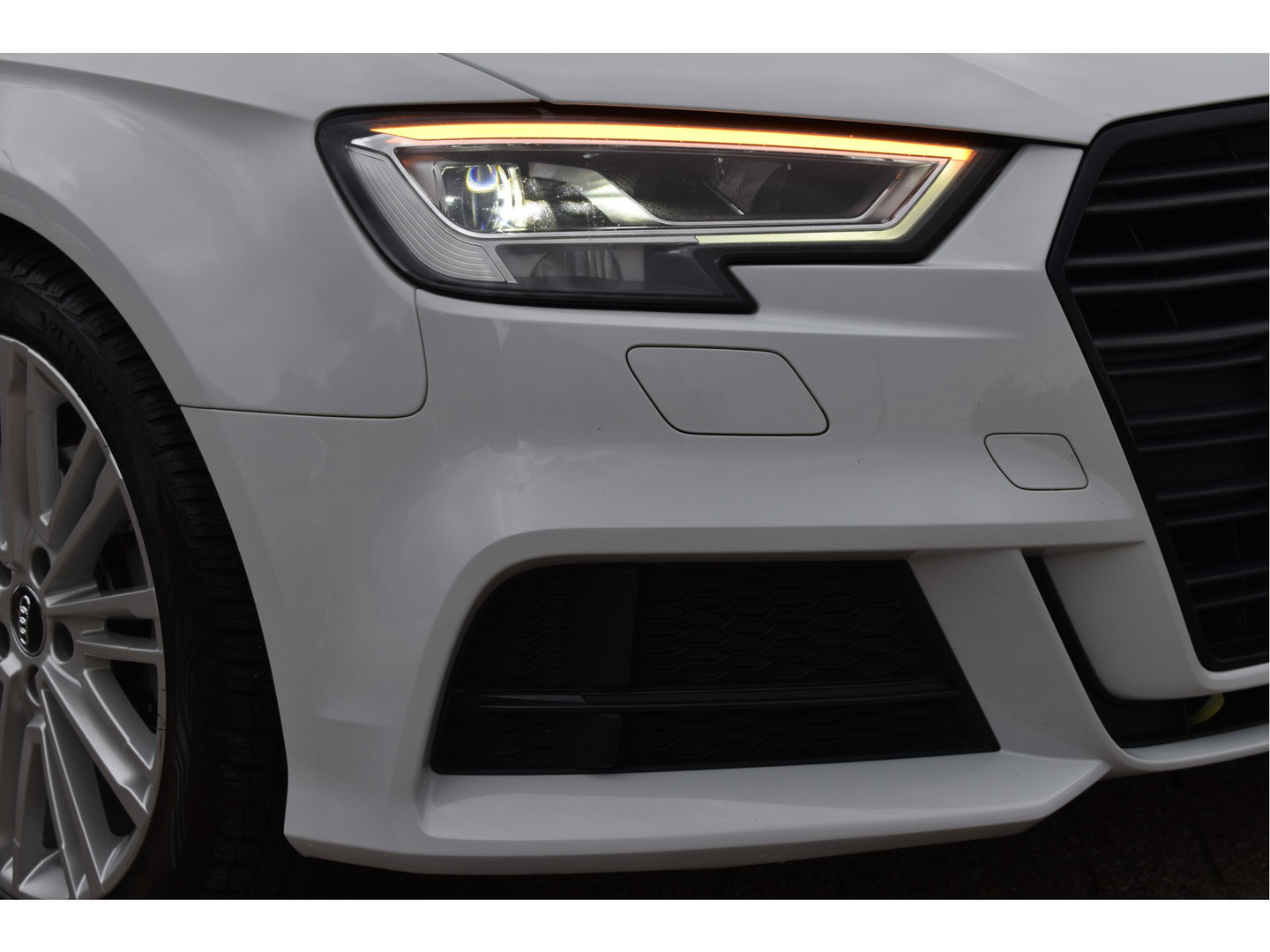 Audi A3 Sportback 1.5 TFSI CoD Sport S Line Edition 150 pk | NL-Auto | Open dak | Carplay | Adapt.Cruise Control | Navi | Full LED | Onderh.historie