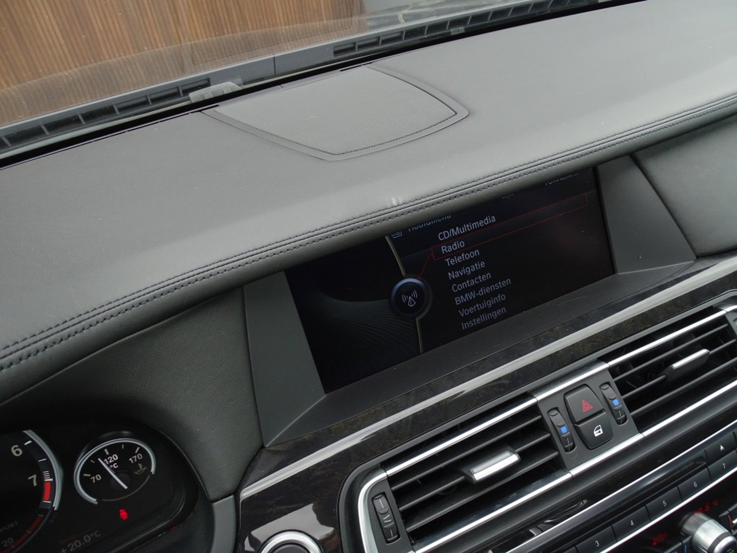 BMW 7 Serie 740i 326PK / High ex. / Individual VIP / softclose / LED